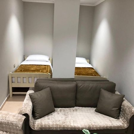Cozy Guesthome Korça Exteriör bild