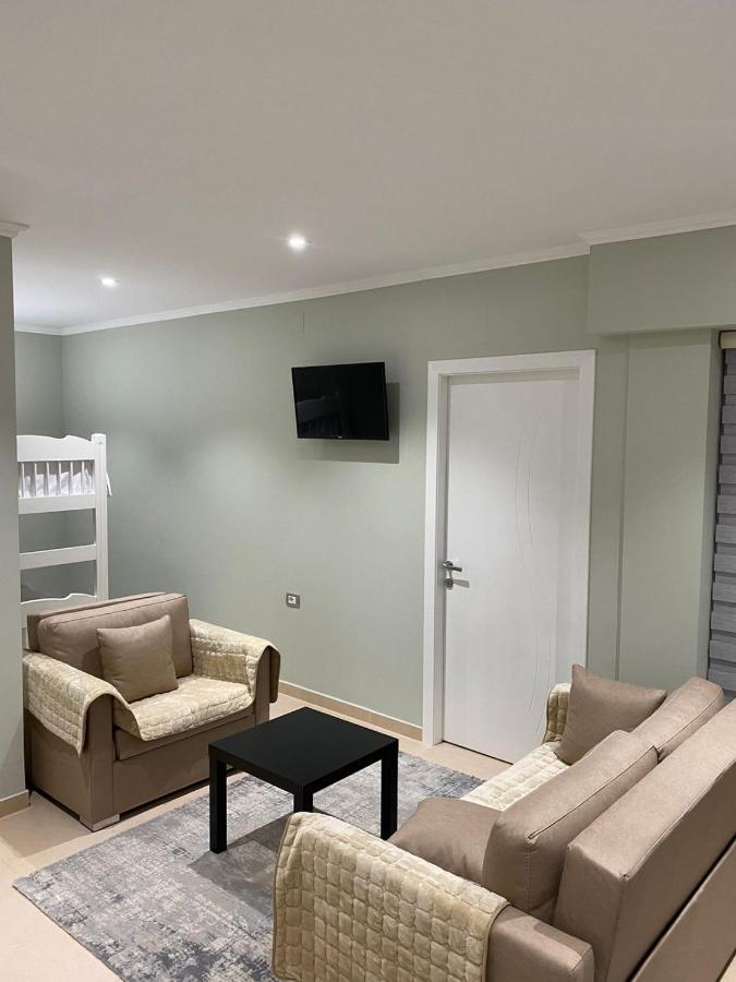 Cozy Guesthome Korça Exteriör bild