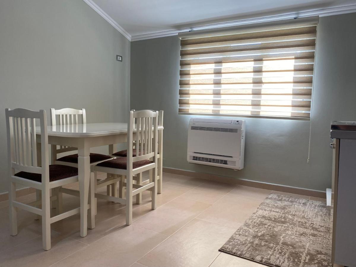 Cozy Guesthome Korça Exteriör bild
